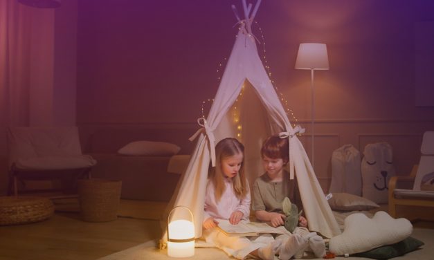 Imagination Indoors: How Storytelling & Reading Keep Kids Creatively Busy