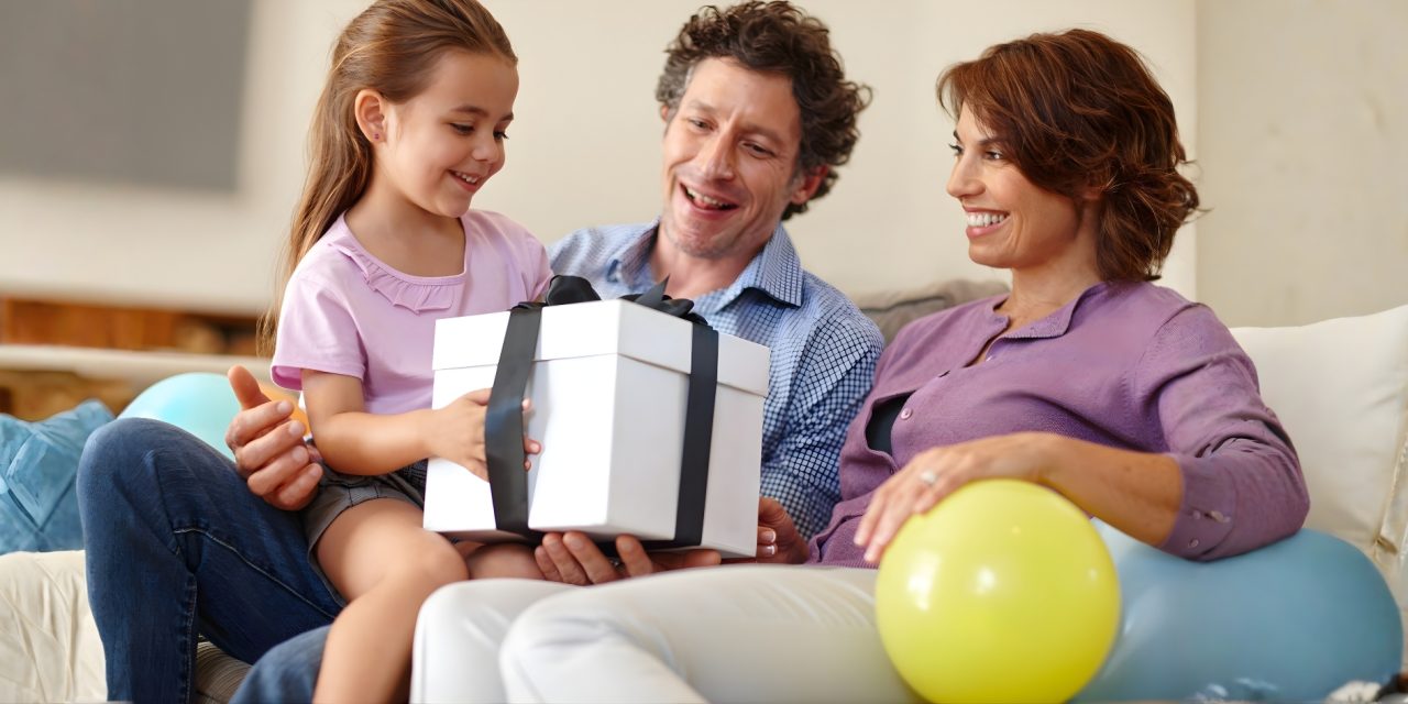 Gifts Kids Actually Remember: How to Choose Toys That Don’t Lose Their Magic