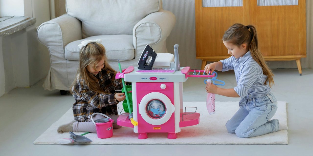 Why Screen-Free Toys Are a Quiet Superpower for Growing Minds