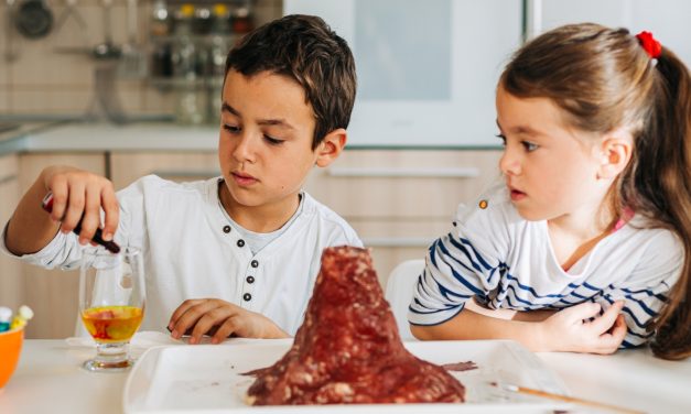 Kitchen Chemistry Experiments That Turn Everyday Ingredients Into STEM Fun