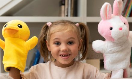 Puppet Play That Builds Confidence: Why Storytelling Toys Are More Than Just Fun