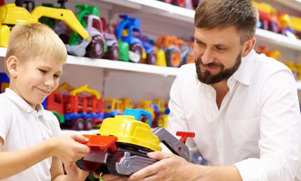 Parent Buying Guide: How to Choose the Best Screen-Free Toys That Actually Last
